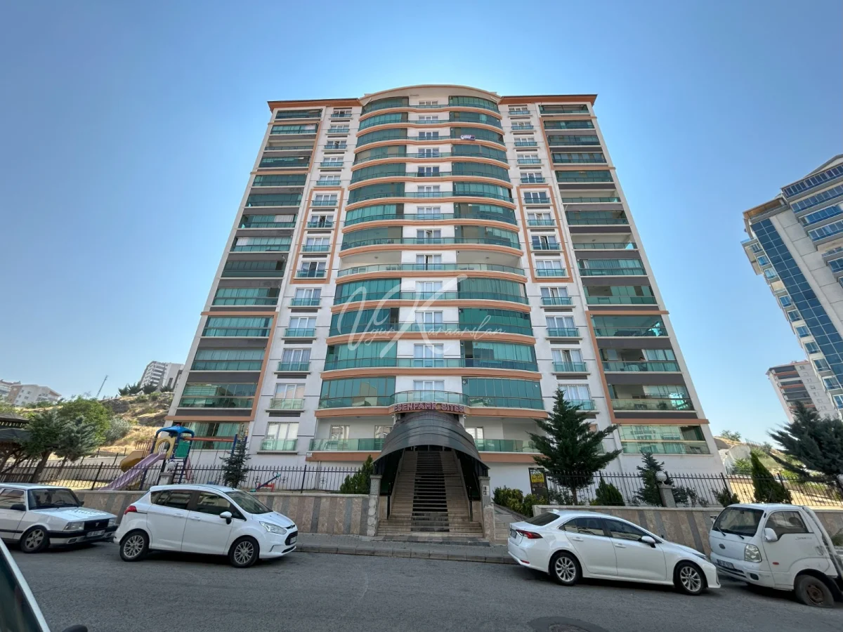 HÜREL MAHALLESİ'NDE SATILIK 3+1 GENİŞ DAİRE