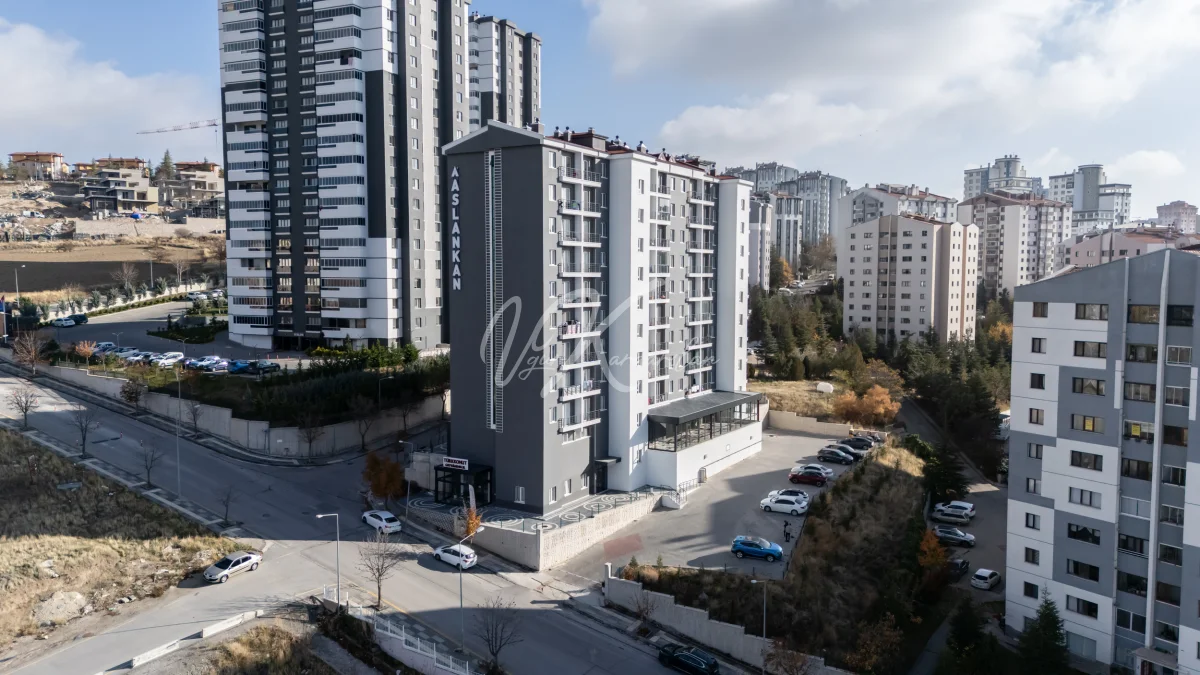 TÜRKKONUT LUİ ÇAYYOLU SİTESİ'NDE SATILIK BALKONLI SIFIR 1+1